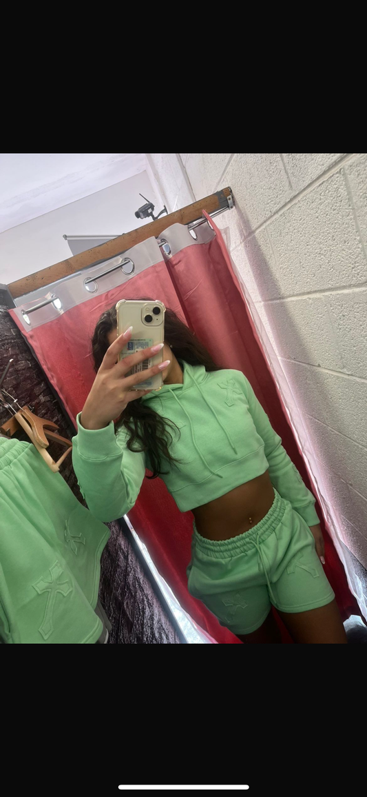 Crucifix short sets mint