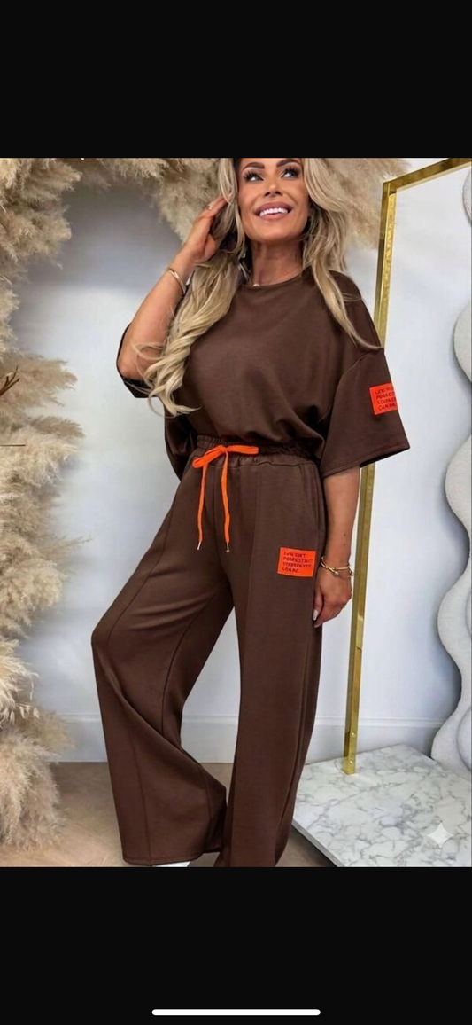 Oversize T-shirt lounge set * patch colour may vary